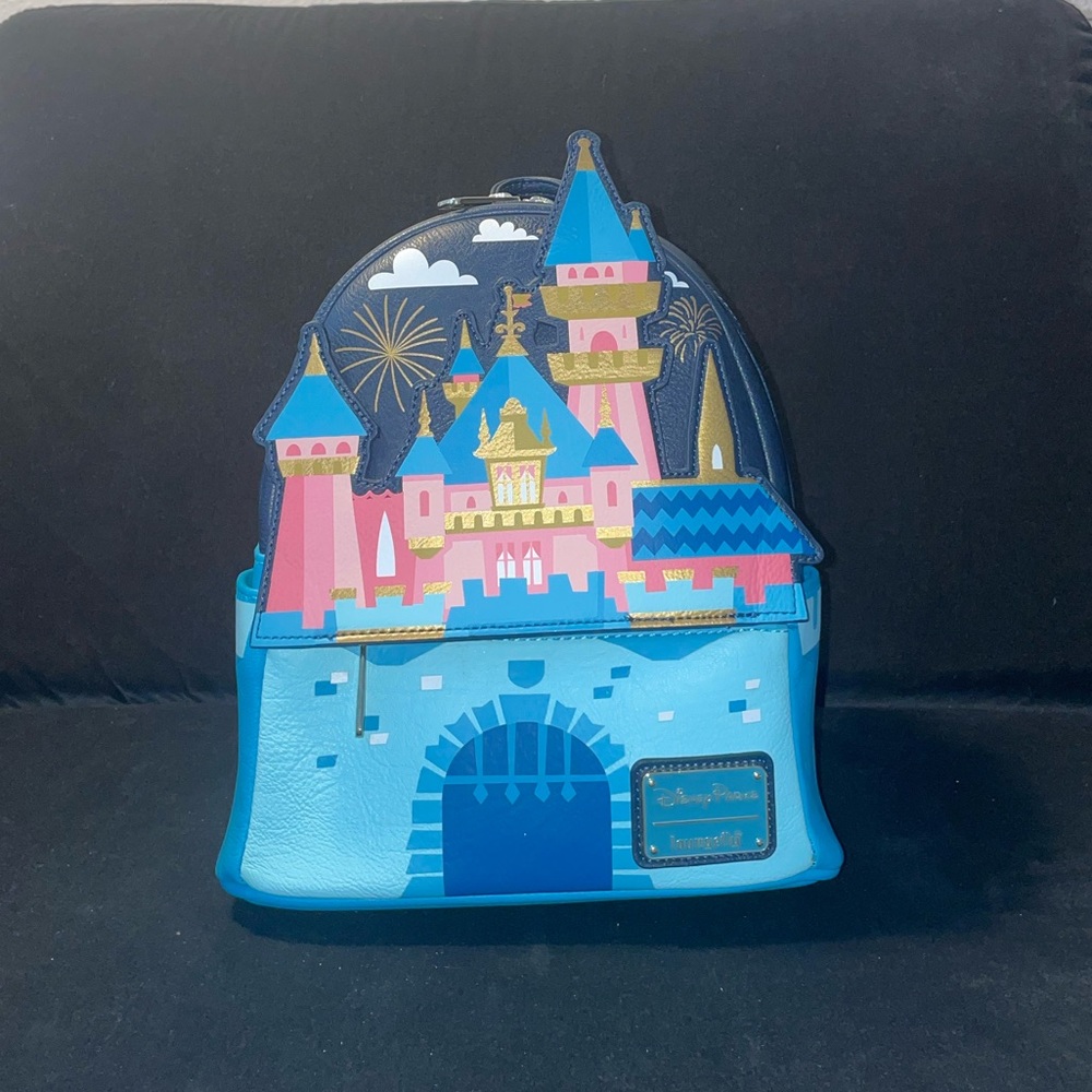 Sleeping Beauty Castle Loungfly *rare*